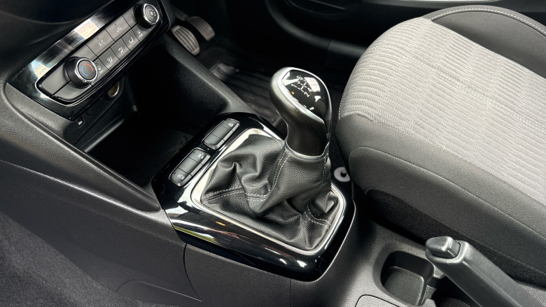 Vauxhall Corsa 1.2 Design 5dr Petrol Hatchback